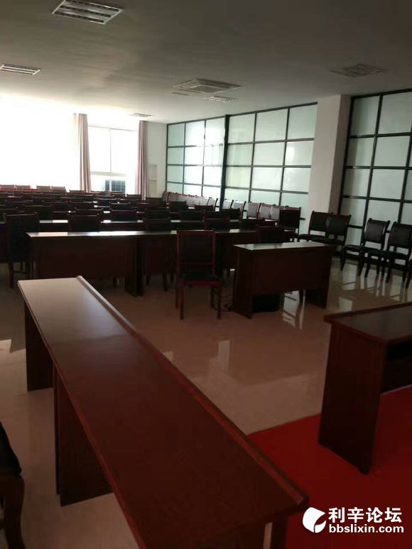 cedc444a20a44623c9df54c79222720e0df3d779.jpg