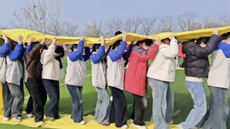 利辛七中趣味运动会